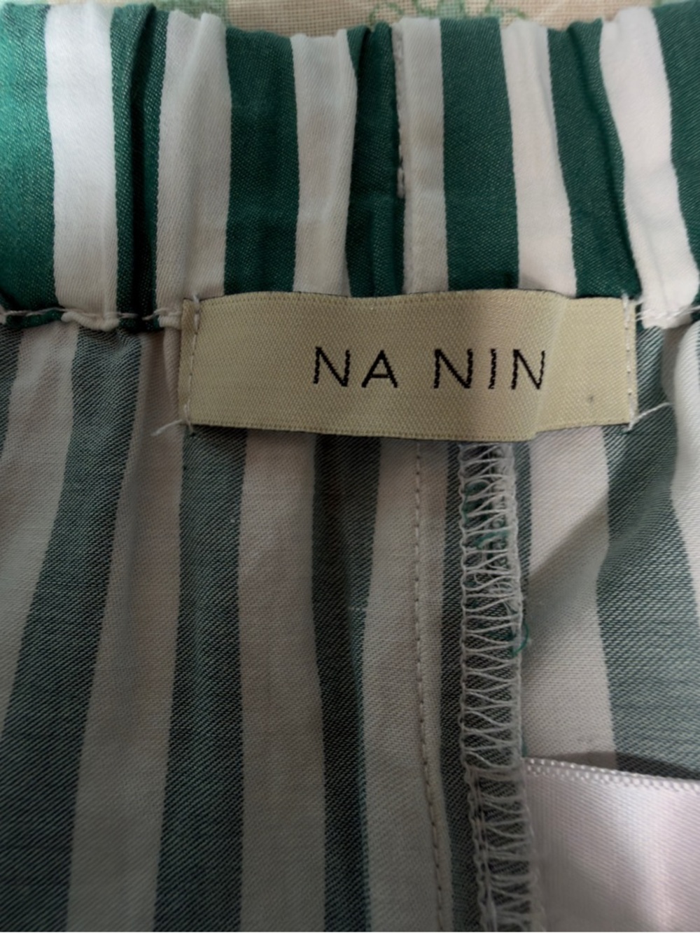 Women’s Green & White Vertical-Stripe Wide-Leg Pants - Picture 9 of 12